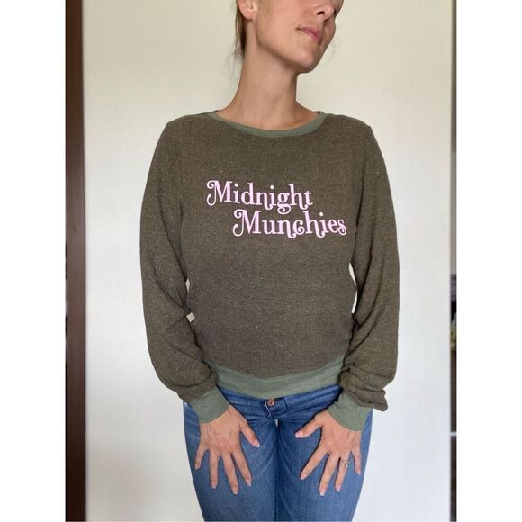 WILDFOX Sweatshirt Baggy Jumper NEW Midnight Munchies Olive Small Oversized - Picture 3 of 16
